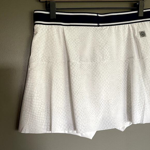 NWT Peter Millar Gabriela Swing Skort in Slithering White Size Large Golf Tennis - Picture 11 of 15